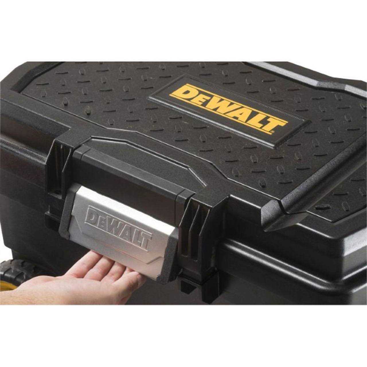 DeWalt DWST33090 15 Contractor Chest - Image 3