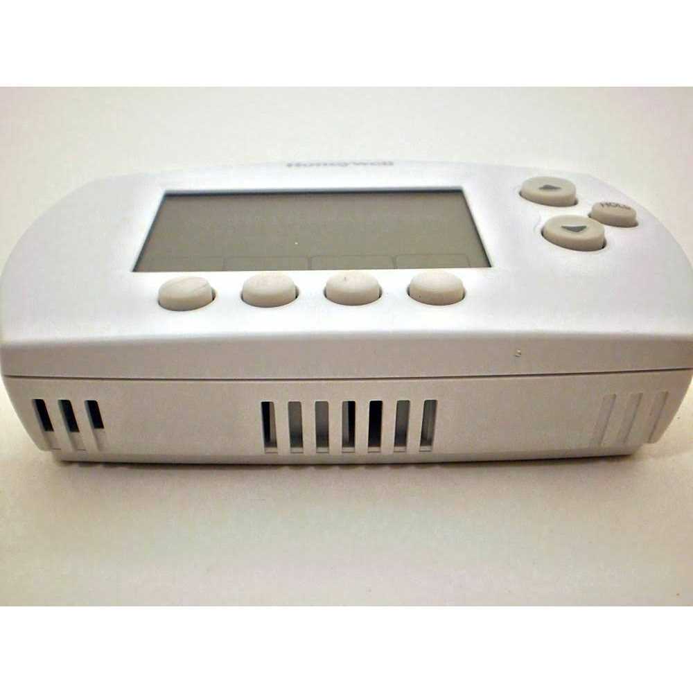 TH6320R1004 Honeywell Wireless FocusPRO 5-1-1 Programmable Thermostat - Image 3
