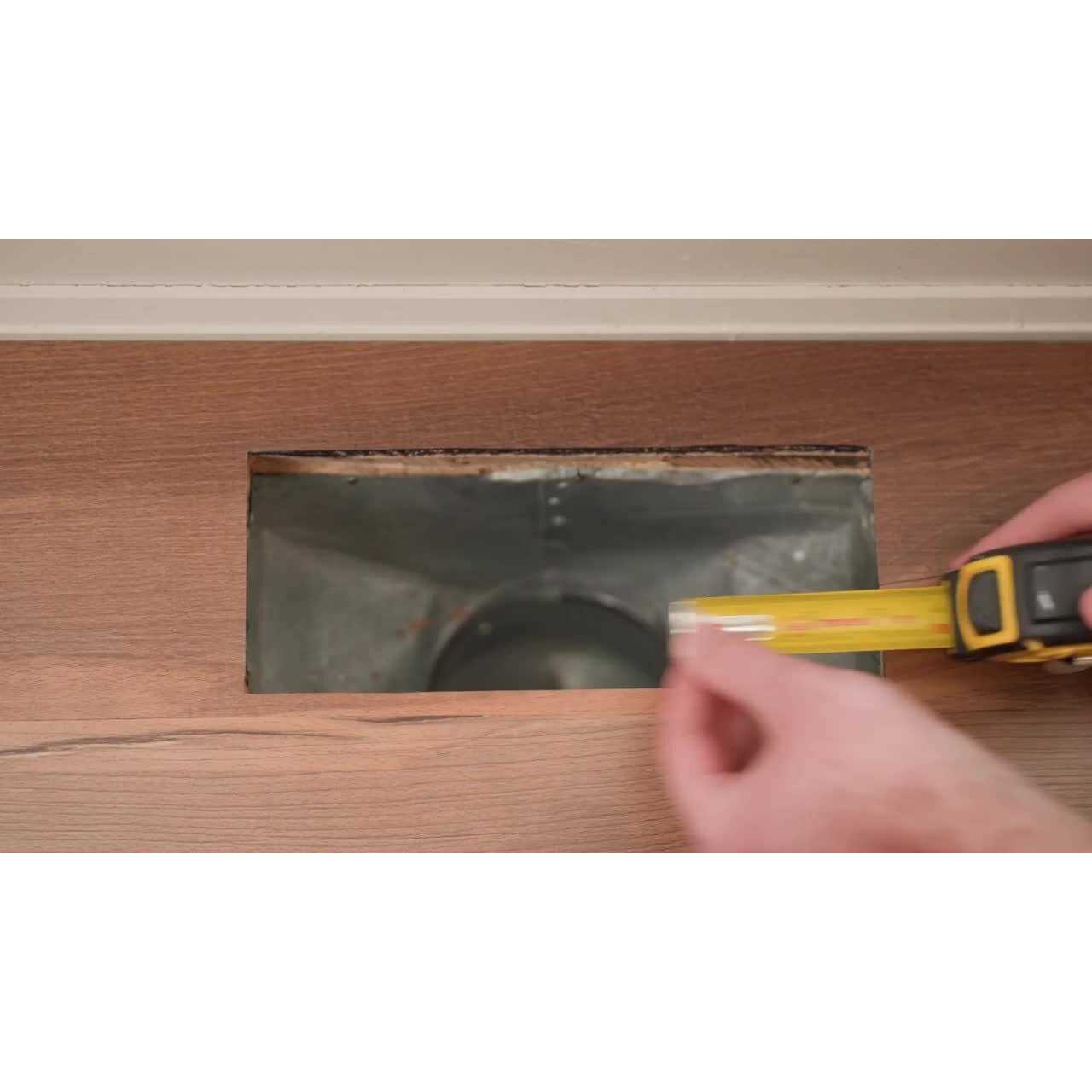 Decor Grates PL408-blk 4-Inch by 8-Inch Plastic Floor Register - Image 5