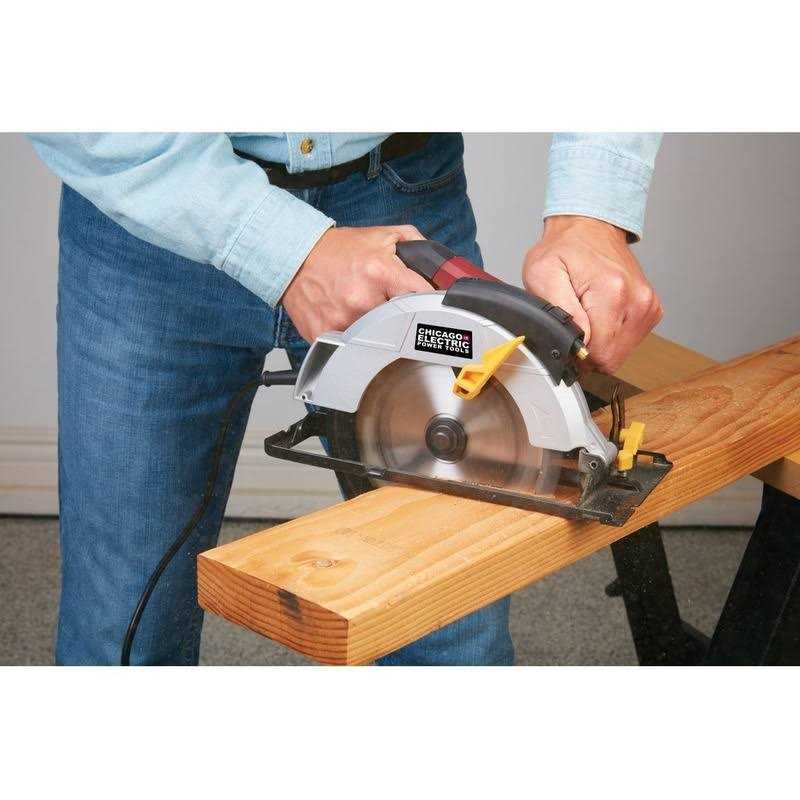 Chicago Electric 7-1/4 in. 12 Amp Circular Saw with Laser Guide System 63290 - Image 3