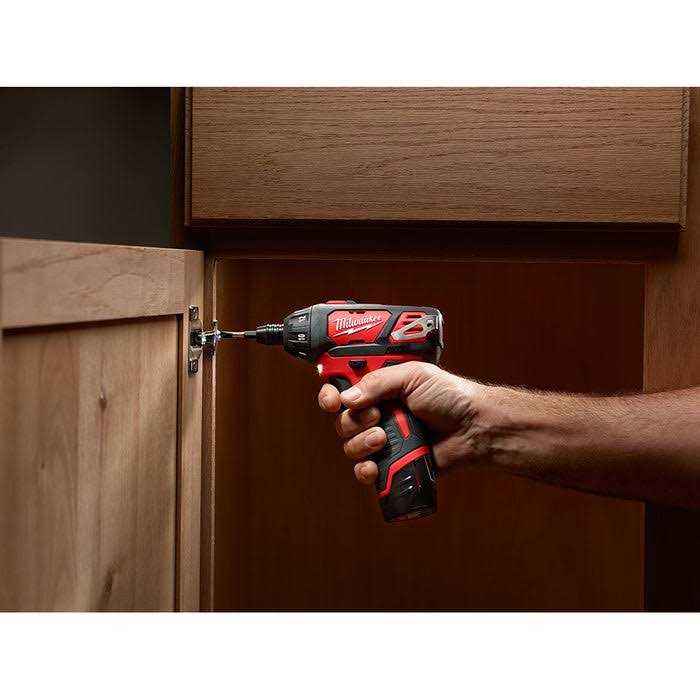 Milwaukee M12 1/4 Hex Screwdriver 2401 - Image 3