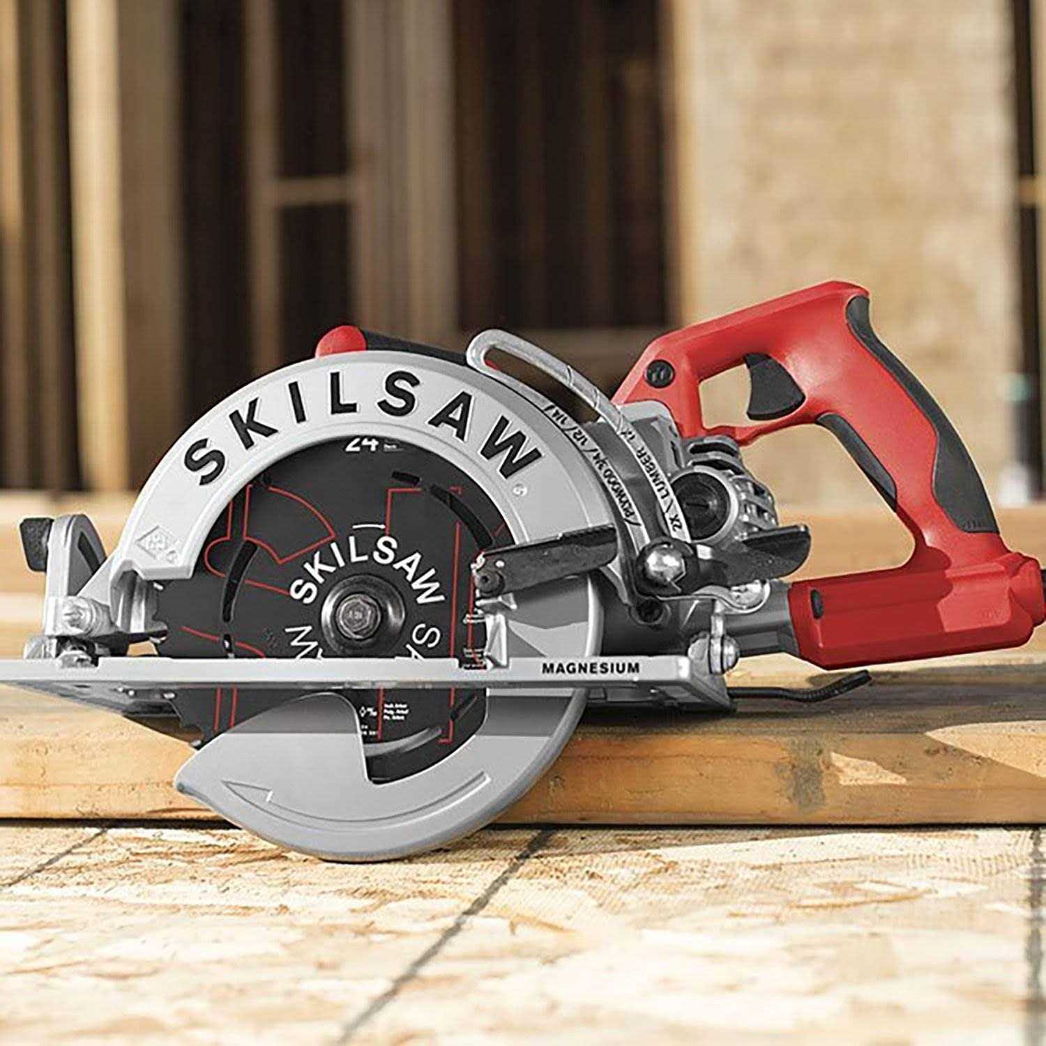 Skilsaw 15-Amp Worm Drive Circular Saw SPT77WML-01 - Image 3
