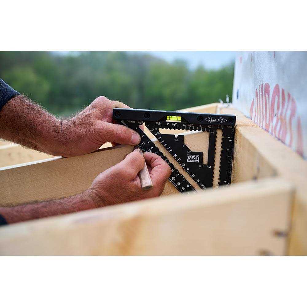 Stiletto 7 Carpenter Square with Level STSQ7-L - Image 4