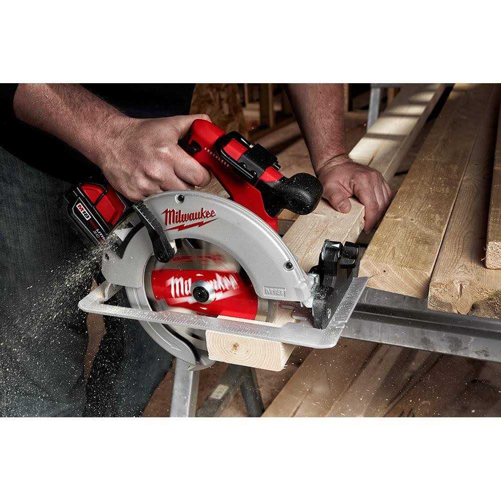 Milwaukee 2631-20 M18 Brushless 7-1/4 Circular Saw - Image 5