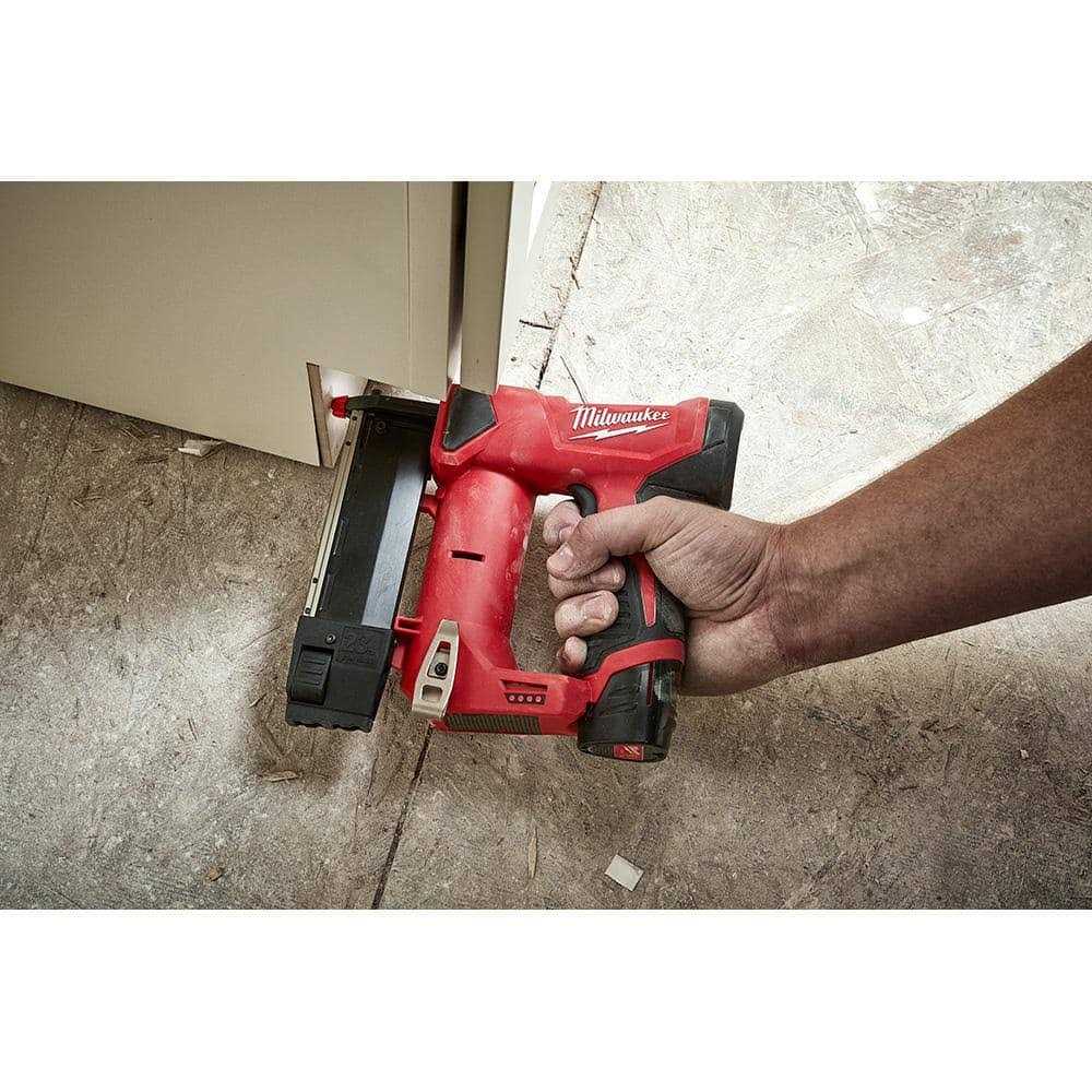Milwaukee M12 12-Volt 23-Gauge Lithium-Ion Cordless Pin Nailer Anti Scratch Safety Glasses - Image 4