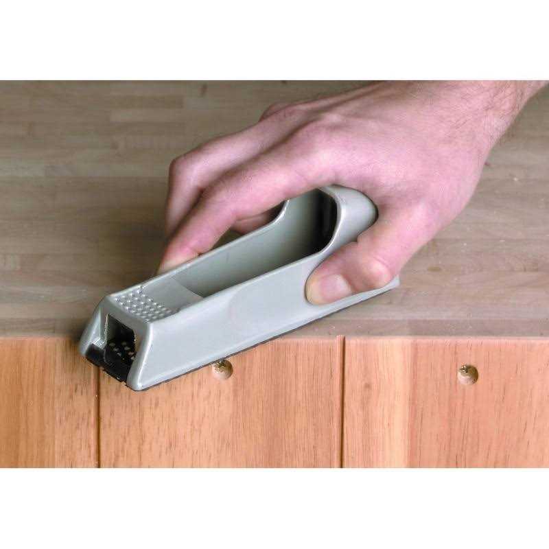 Central Forge 5-1/2 in Multirasp Pocket Plane - Image 4