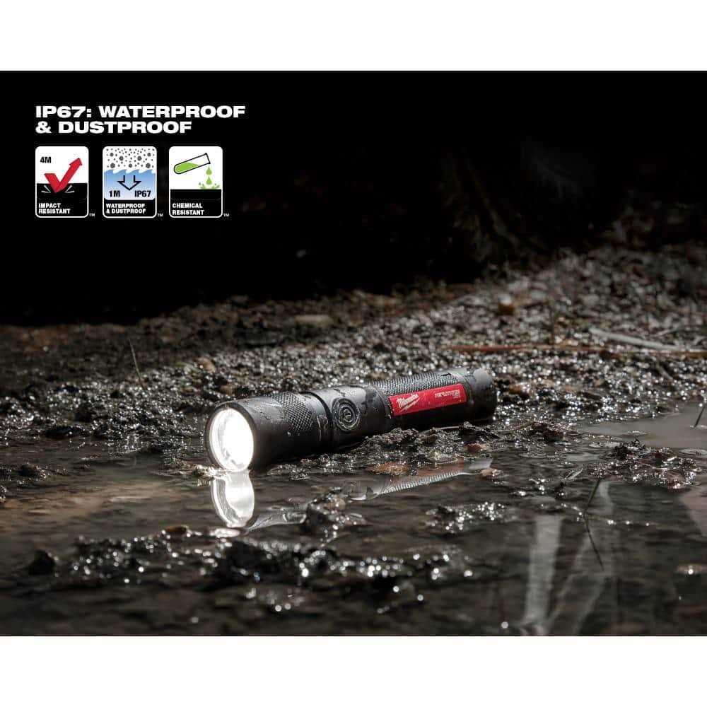 Milwaukee 2161-21 USB Rechargeable Twist Focus Flashlight - Image 4
