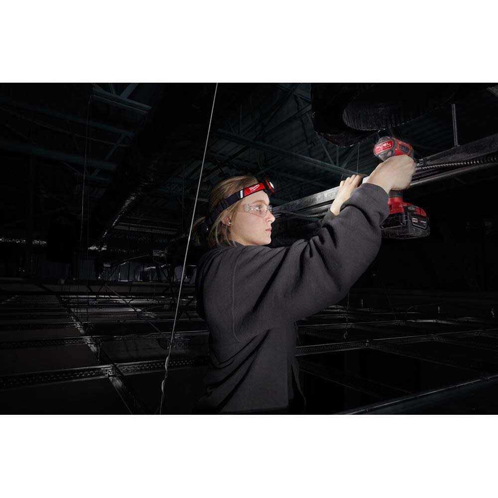 Milwaukee Headlamp USB Rechargeable Low-Profile 2115-21 - Image 4