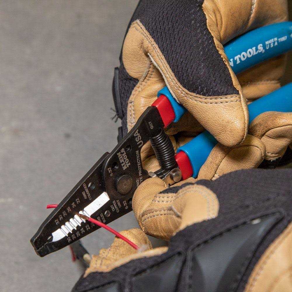 Klein Tools 11057 Klein-Kurve Wire Stripper/Cutter - Image 3