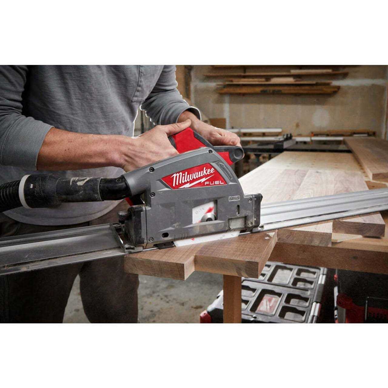 Milwaukee M18 FUEL Plunge Track Saw Kit 2831-21 - Image 5