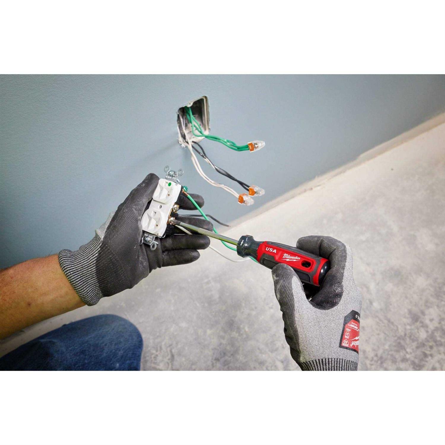 Milwaukee MT215 #1 ECX Cushion Grip Screwdriver - Image 3