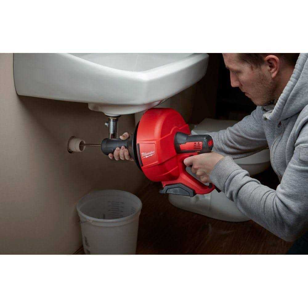 Milwaukee M12 12V Lithium-Ion Cordless Auger Snake Drain Cleaning Kit - Image 4
