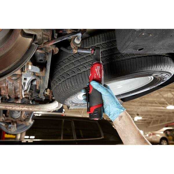 Milwaukee M12 FUEL 12V Lithium-Ion Brushless Cordless High Speed 1/4 in. Ratchet with 1/4 in. and 3/8 in. Rubber Boot - Image 4