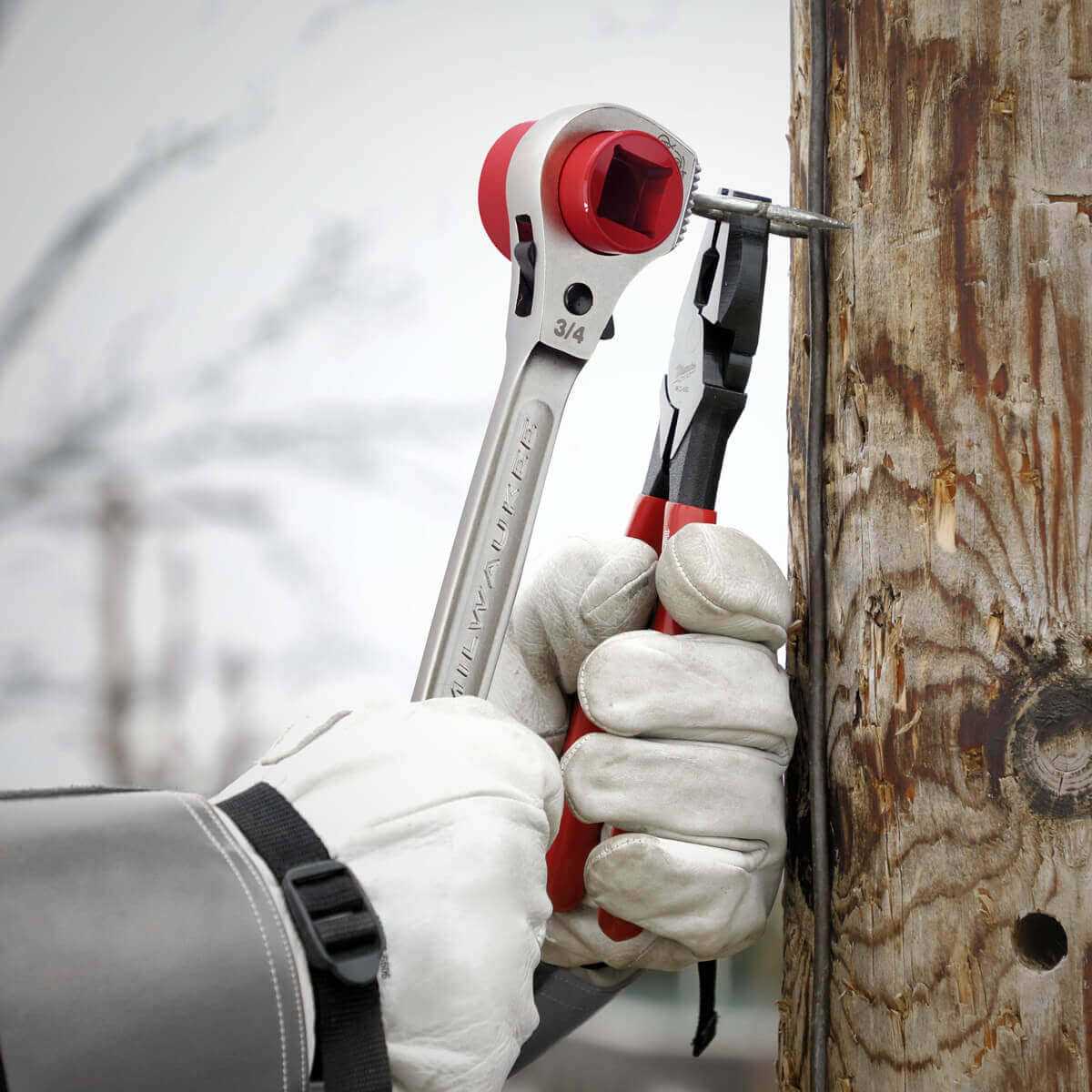 Milwaukee Ratcheting Wrench 48-22-9216 - Image 3