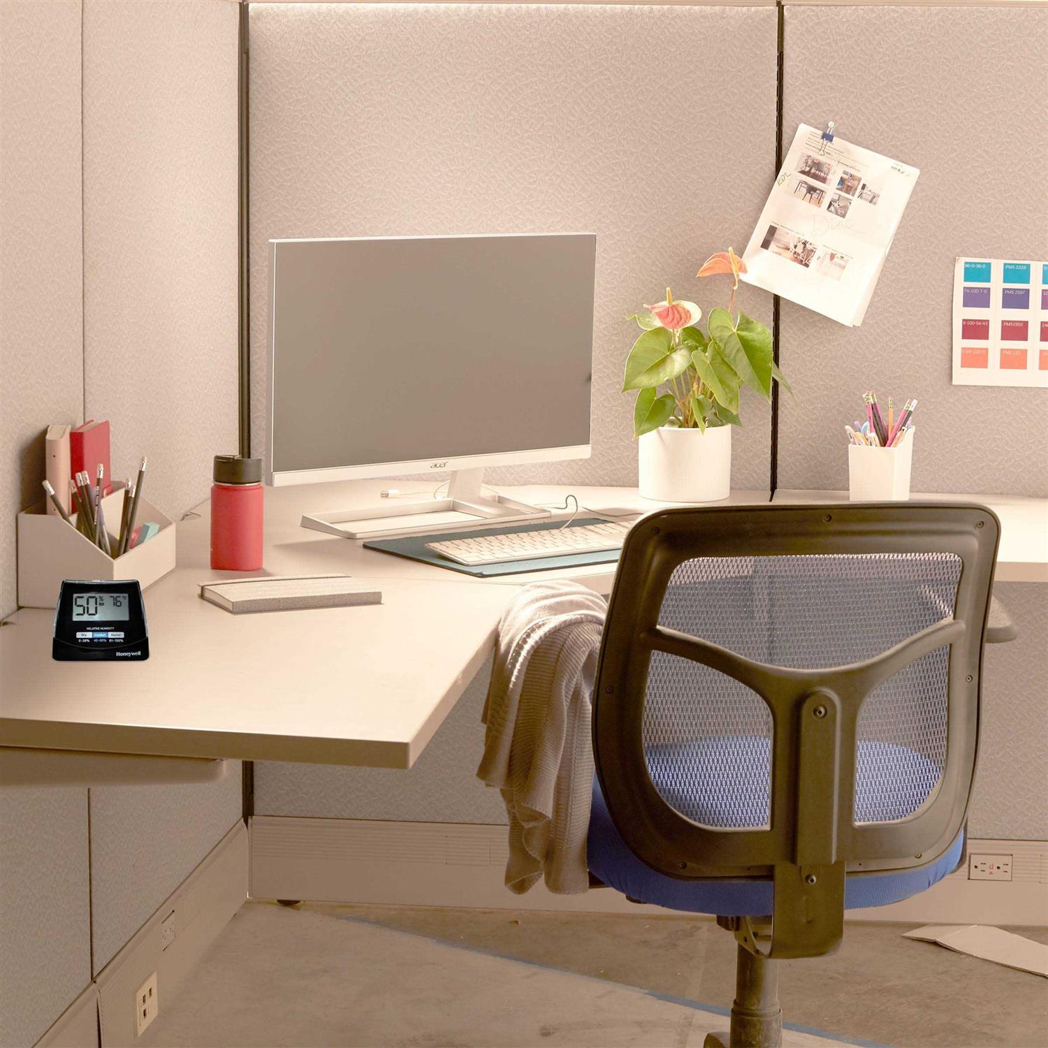 Honeywell Humidity Monitor with Digital Display - Image 4