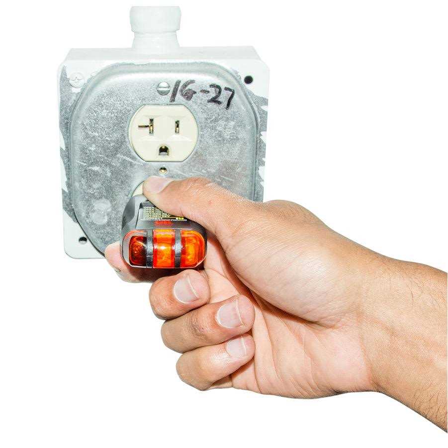 Gardner Bender Receptacle Tester GRT-3500 - Image 4