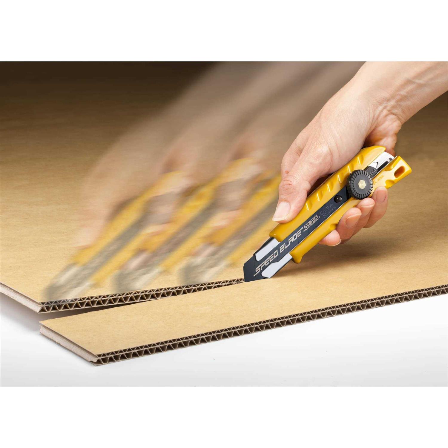 Olfa Heavy-Duty Ratchet-Lock Utility Knife - Image 3