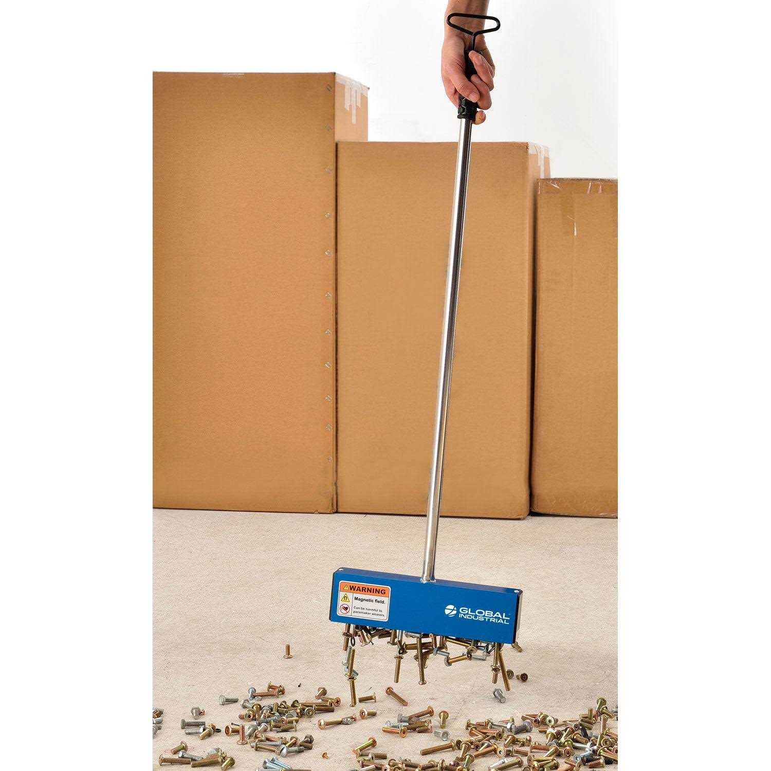Global Industrial Magnetic Nail Sweeper With Release 641790 - Image 4