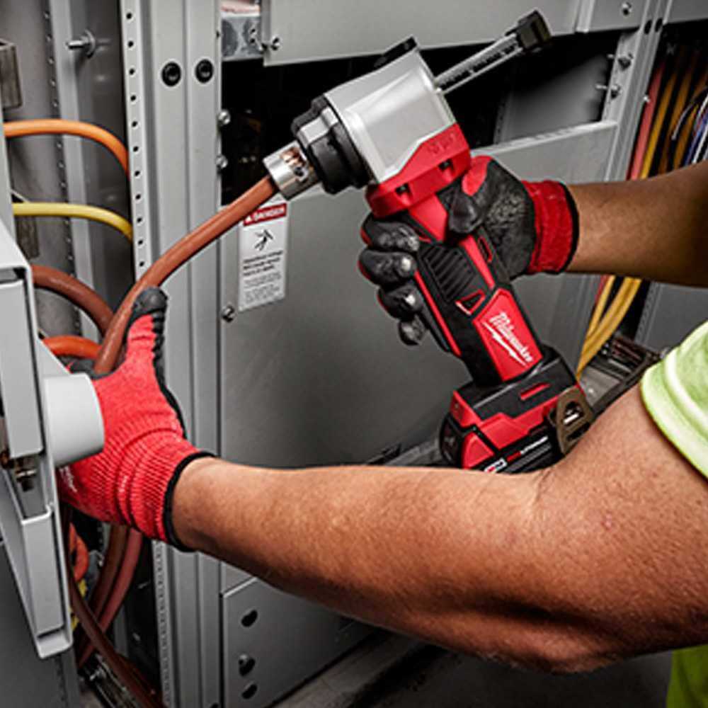 Milwaukee 2935-80 M18 18V Cordless Cable Stripper - Image 4