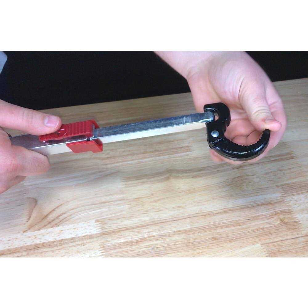 Husky Basin Wrench 80-546-112 - Image 3