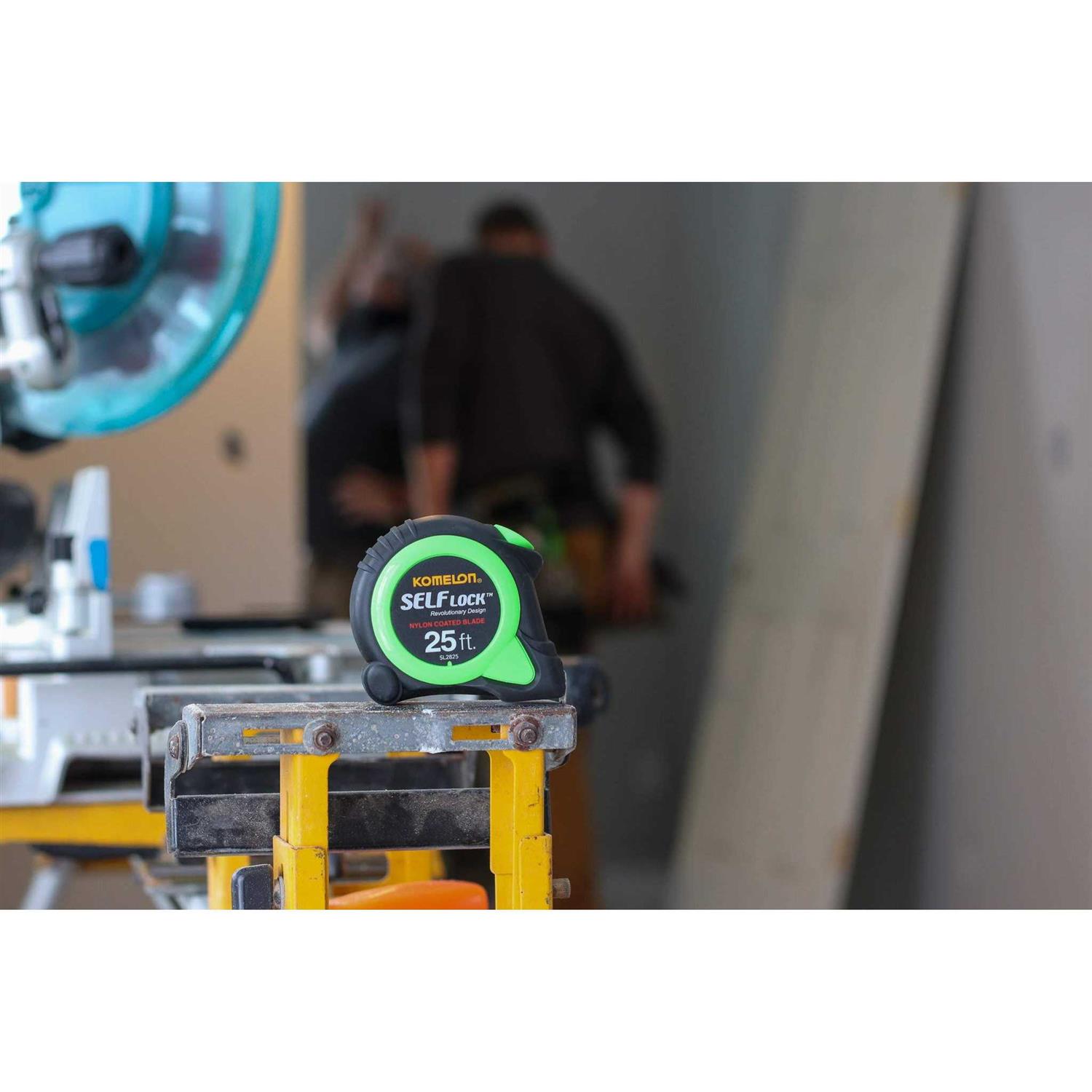Komelon Sl2825 Self Lock 25-Foot Power Tape - Image 5