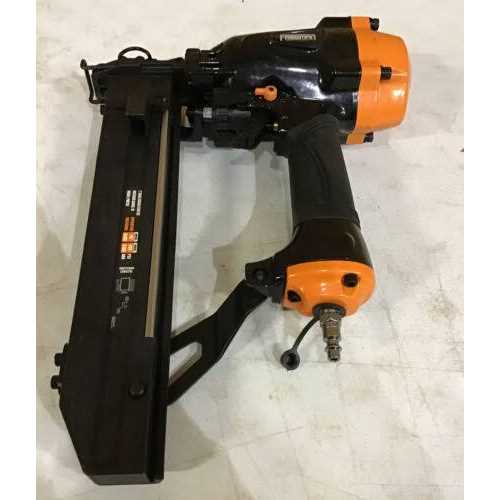Freeman PWC50 Pneumatic 16-Gauge 1 Wide Crown Stapler - Image 5