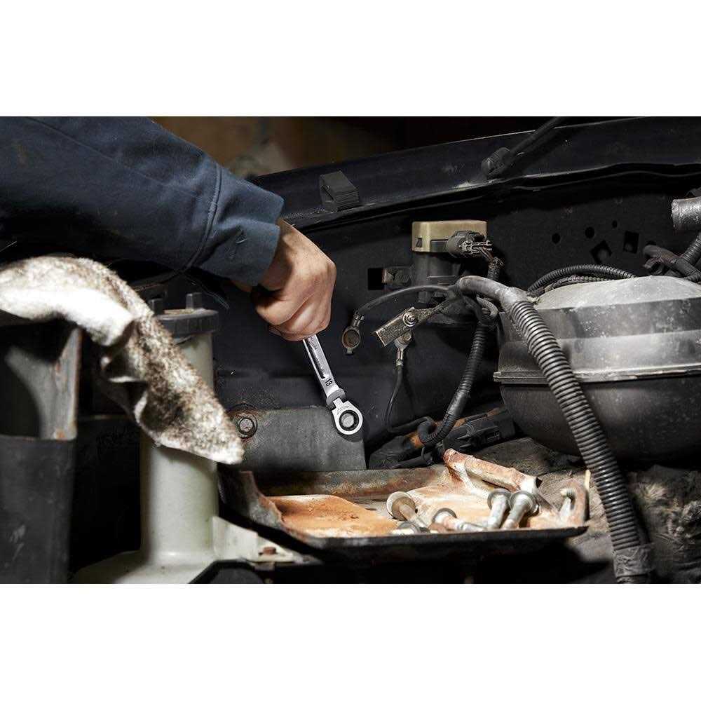Milwaukee Combination Wrench Flex Head Ratcheting 45-96 - Image 5