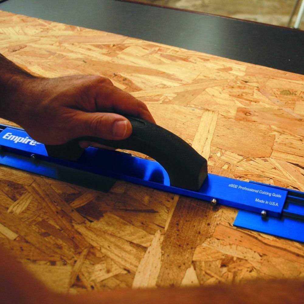 Empire E902 98 in. Cutting Guide - Image 5