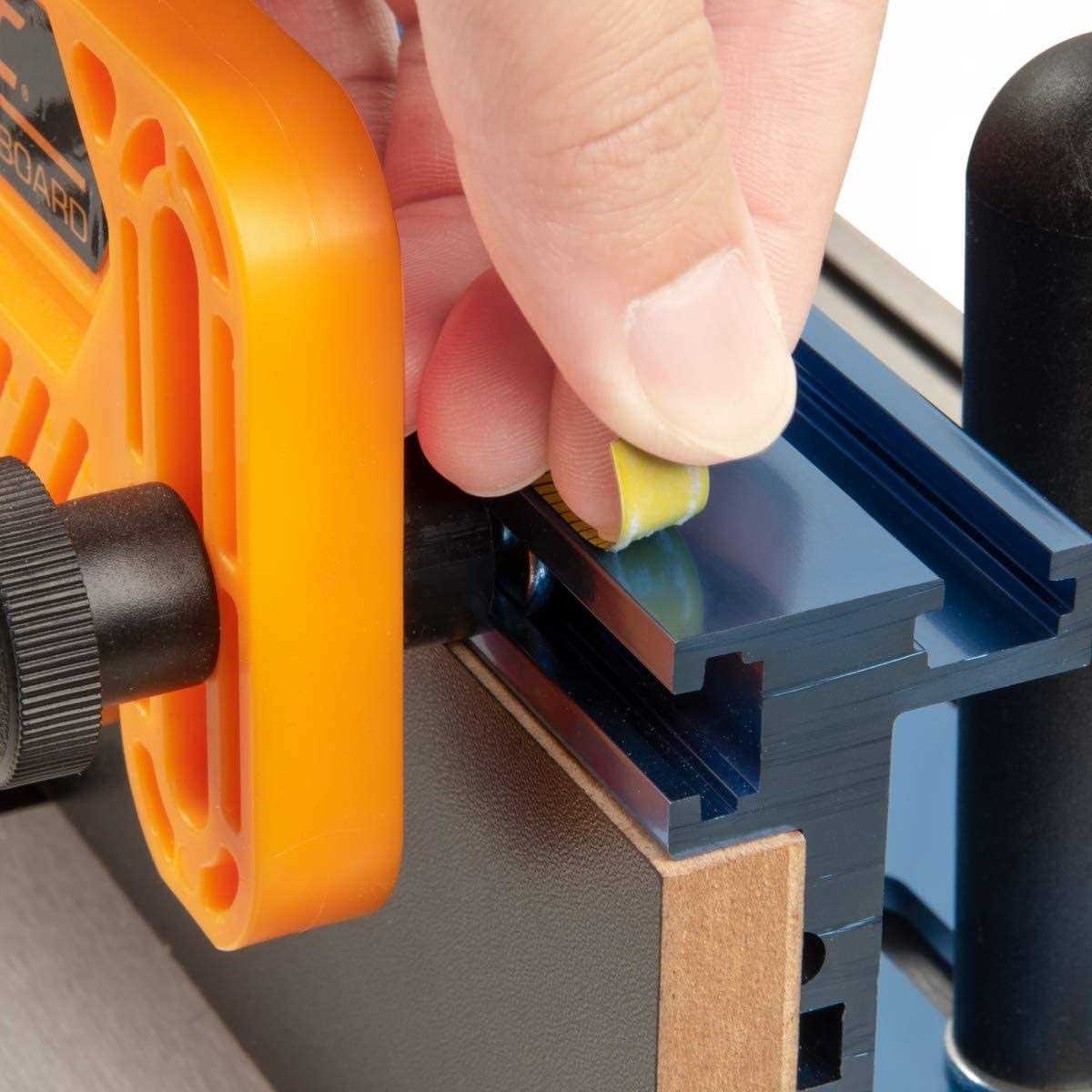 Powertec 71536 Deluxe Router Table Fence System 3-3/8 Tall 24' Long - Image 3