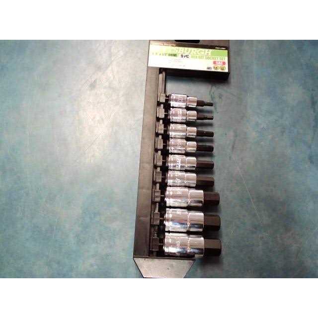 Pittsburgh 3/8 in. 1/2 in. Drive SAE Hex Socket Set - Image 5