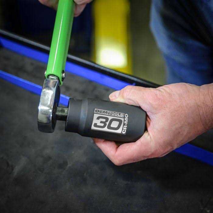 OEMTOOLS 0.50 in Drive 12-Pt 30mm Axle Nut Socket 24714 - Image 4