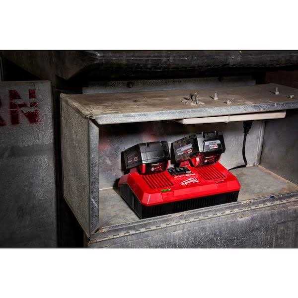 Milwaukee M18 18-Volt Lithium-Ion Dual Bay Rapid Battery Charger Battery Pack - Image 4