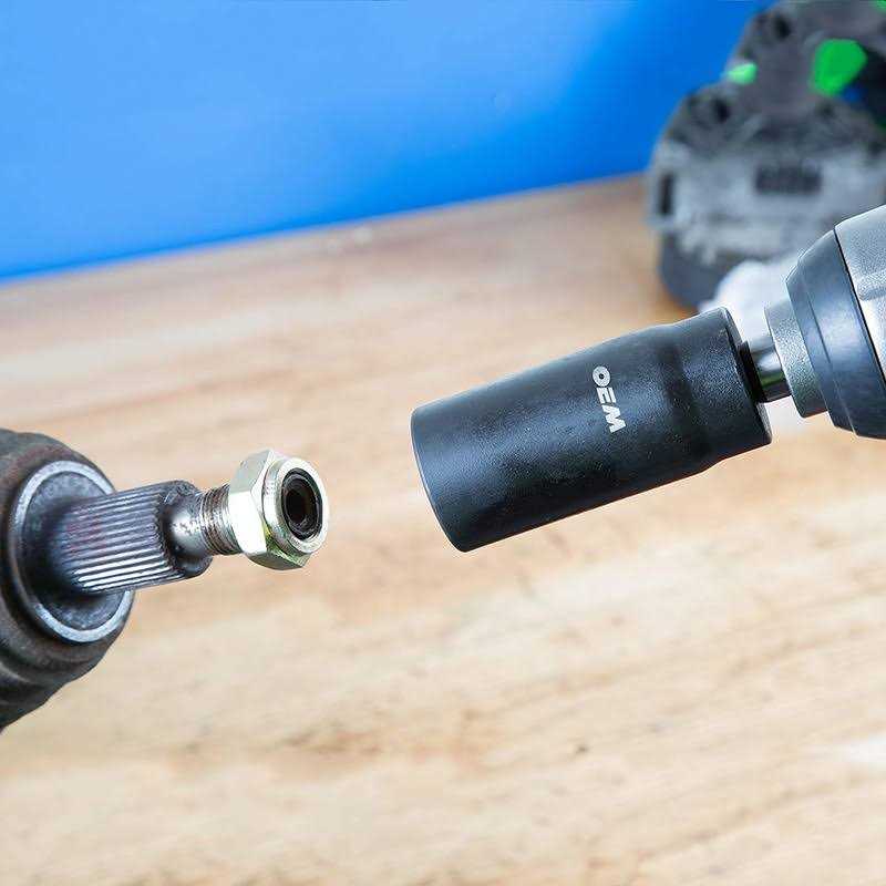 OEMTOOLS 30mm Axle Nut Socket 1/2 Inch Drive 25203 - Image 4