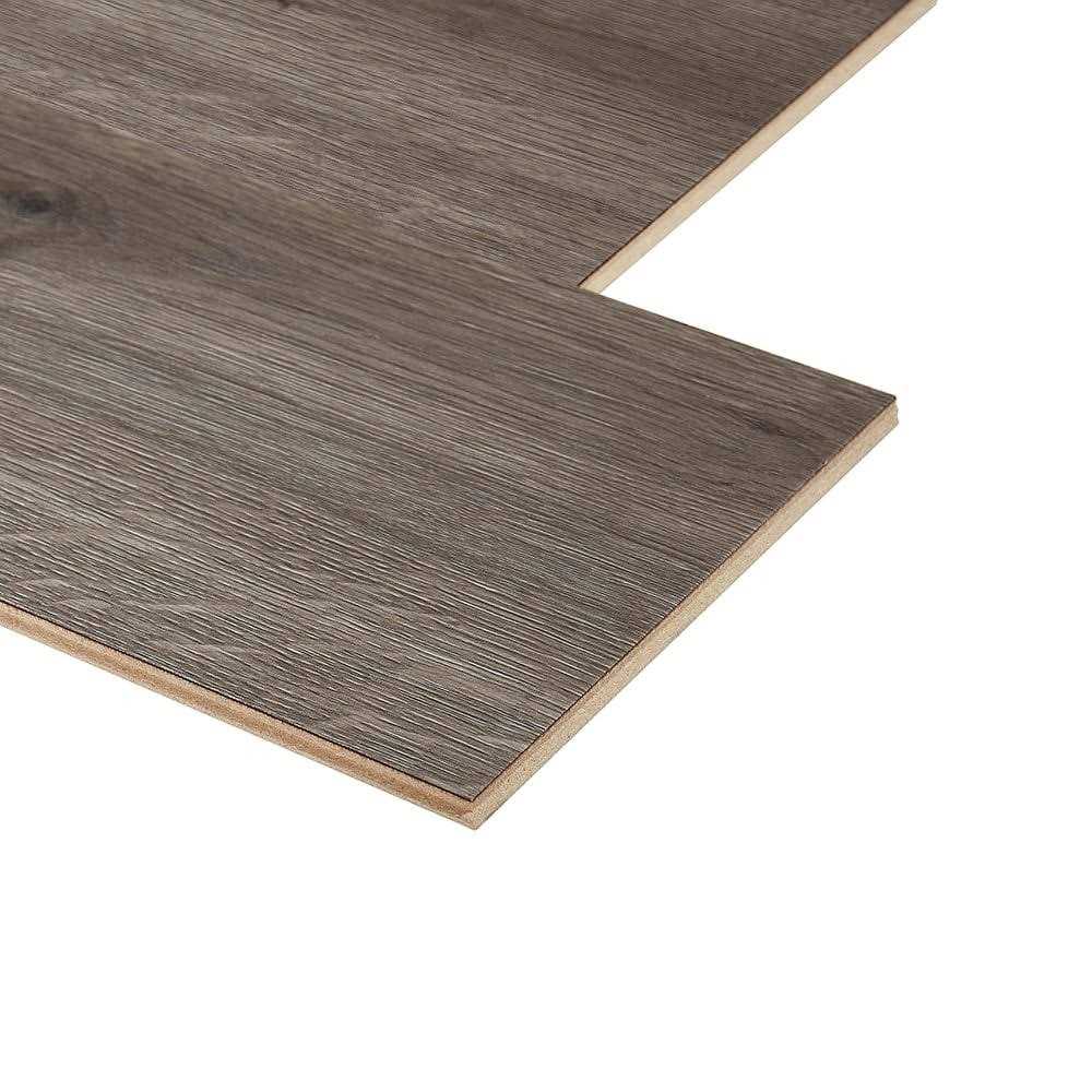 Pergo TimberCraft +WetProtect with Underlayment Attached Oak 12-mm T x 7-1/2-in W x 47-1/4-in L Waterproof Wood Plank Laminate Flooring - Image 3