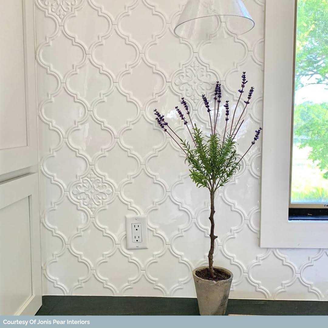 Ivy Hill Tile Byzantine Florid Arabesque Bianco Ceramic White Wall Tile - Image 5