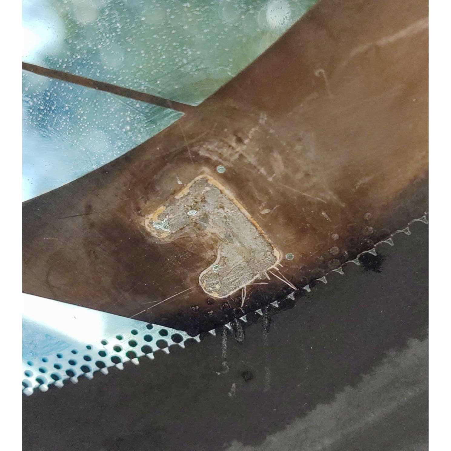 Loctite Rear Window Defogger Tab Adhesive 194080 - Image 3