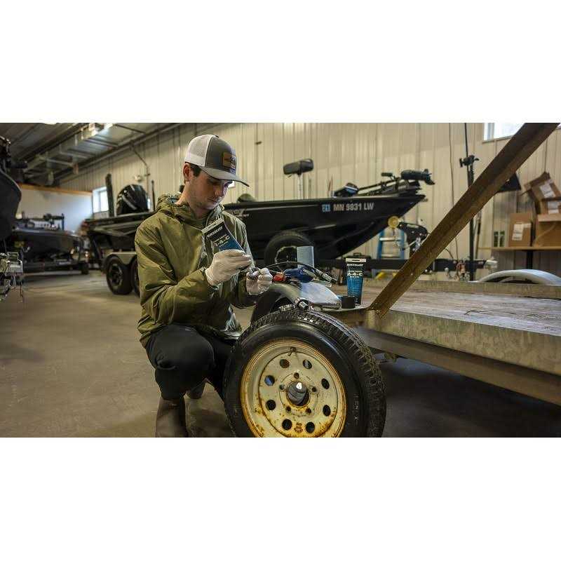 Quicksilver 2-4-C Marine Grease 92-802859Q 1 - Image 4