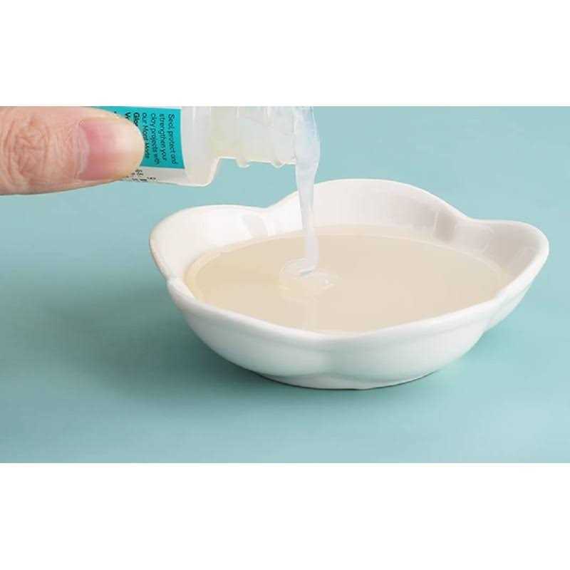 Mont Marte Clay Varnish Gloss Signature 4.05oz Clay Sculpture Sealant, Glossy Clay Varnish, Varnish for Polymer or Air Hardening Clay - Image 3