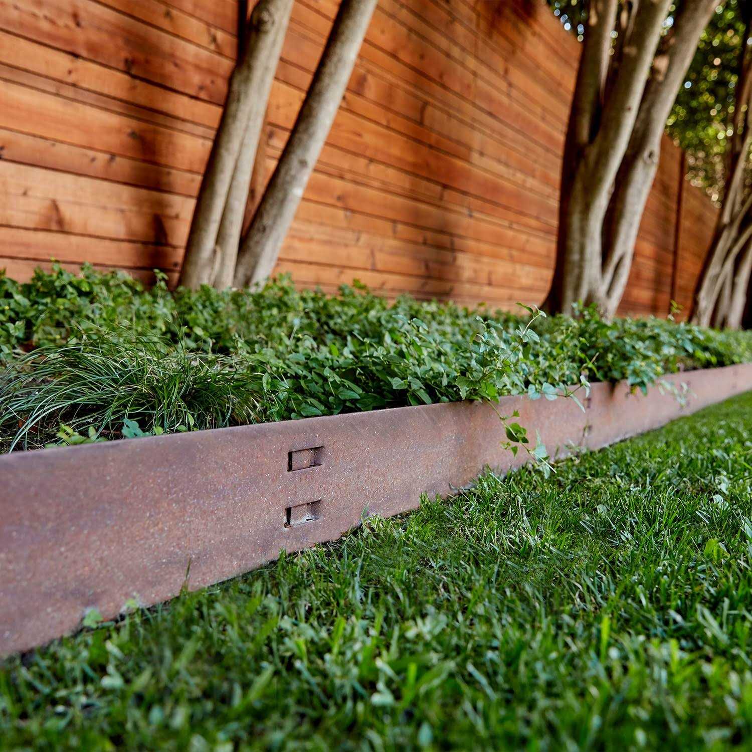 Col-Met Brown Powder Coat Steel Landscape Edging Section - Image 3