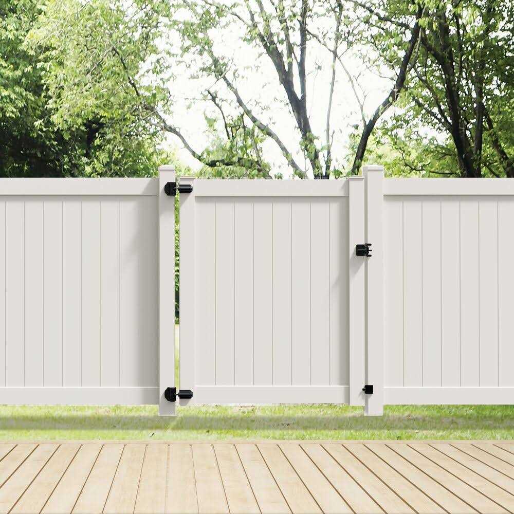 Barrette Outdoor Living Bolton 6-ft H x 5-ft W - Image 3