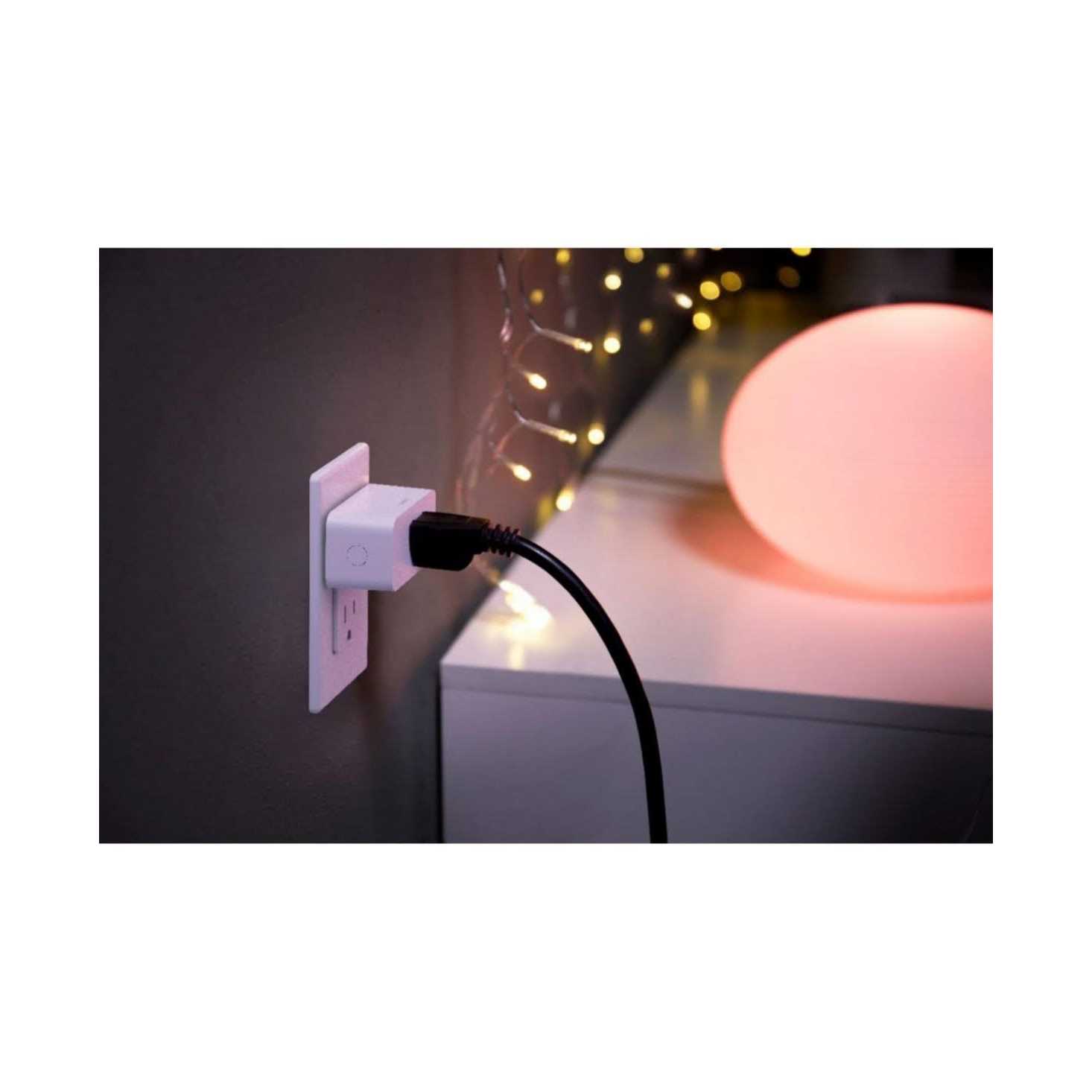 Philips Hue Smart Plug - Image 2