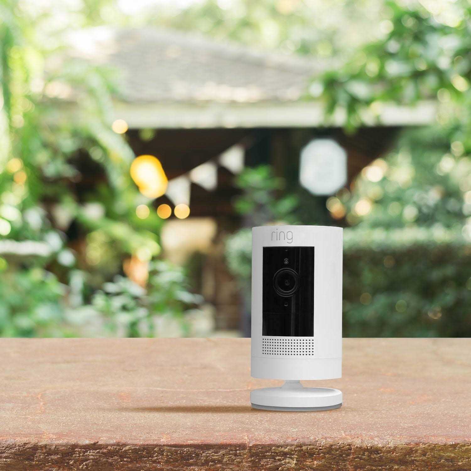 Ring Stick Up Cam Battery with Solar Panel Bundle - Image 3