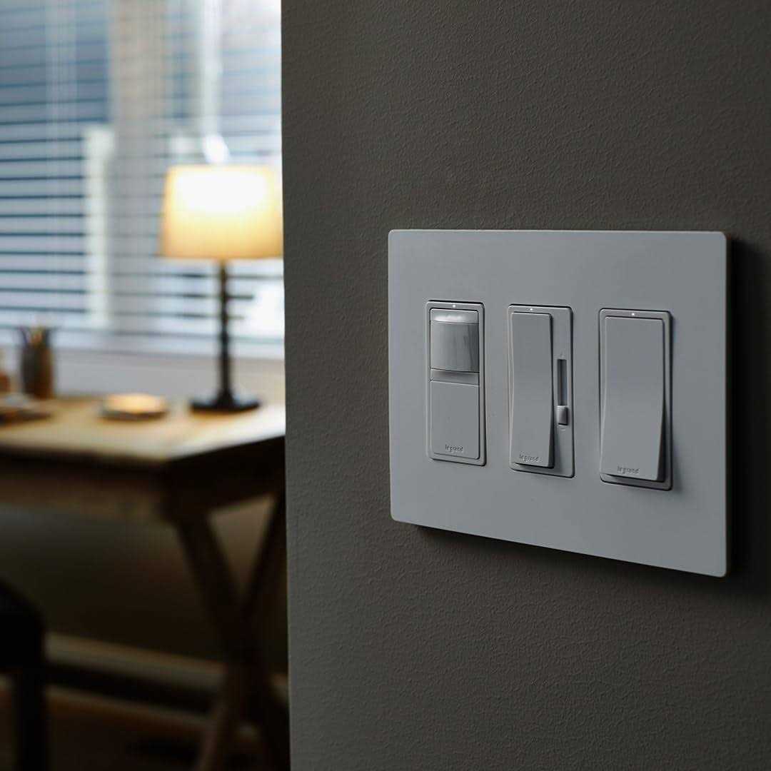 Legrand RRW600UTCCCV4 Radiant Occupancy Sensor Switch - Image 5