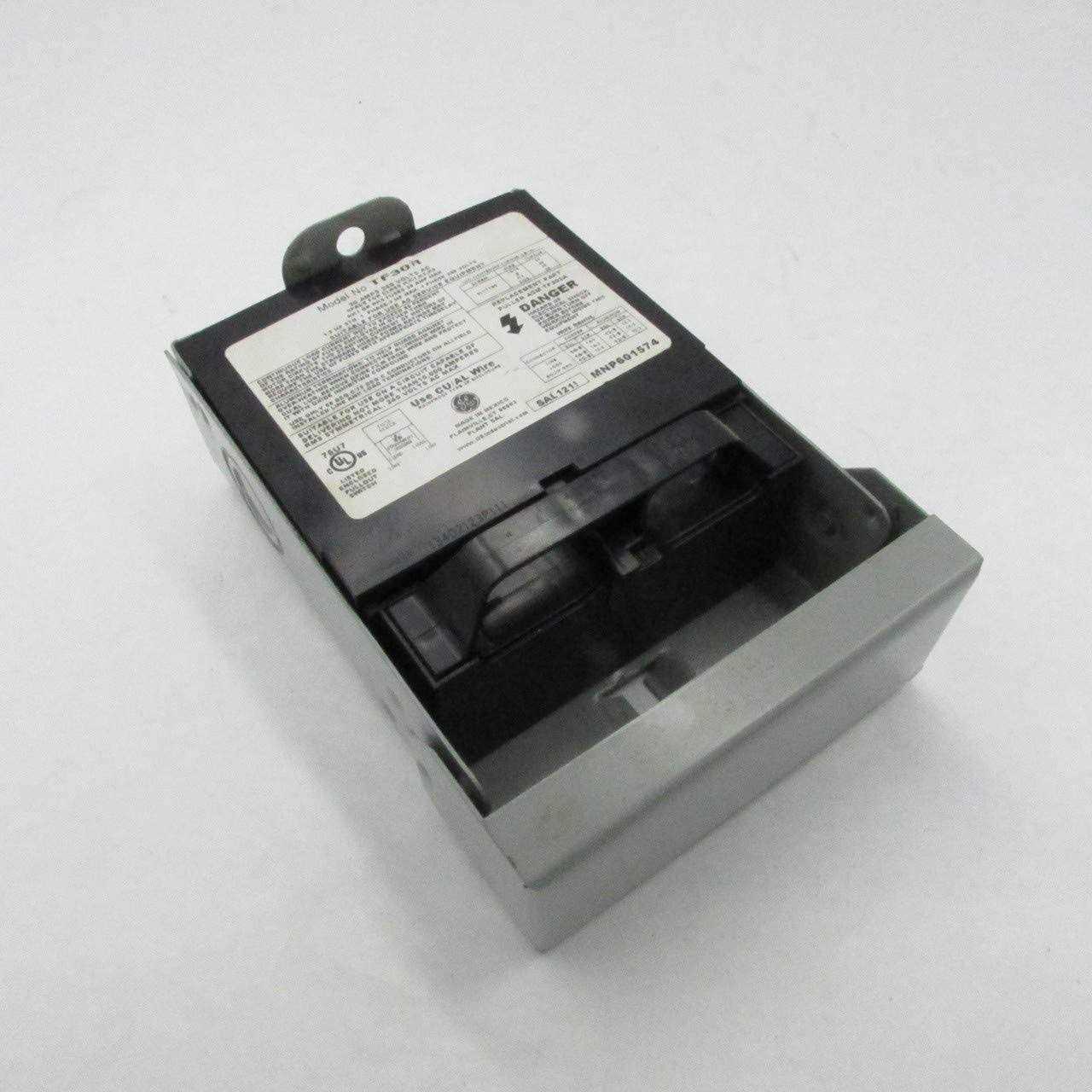 GE Fusible 30 amps AC Disconnect TF30RCP - Image 2