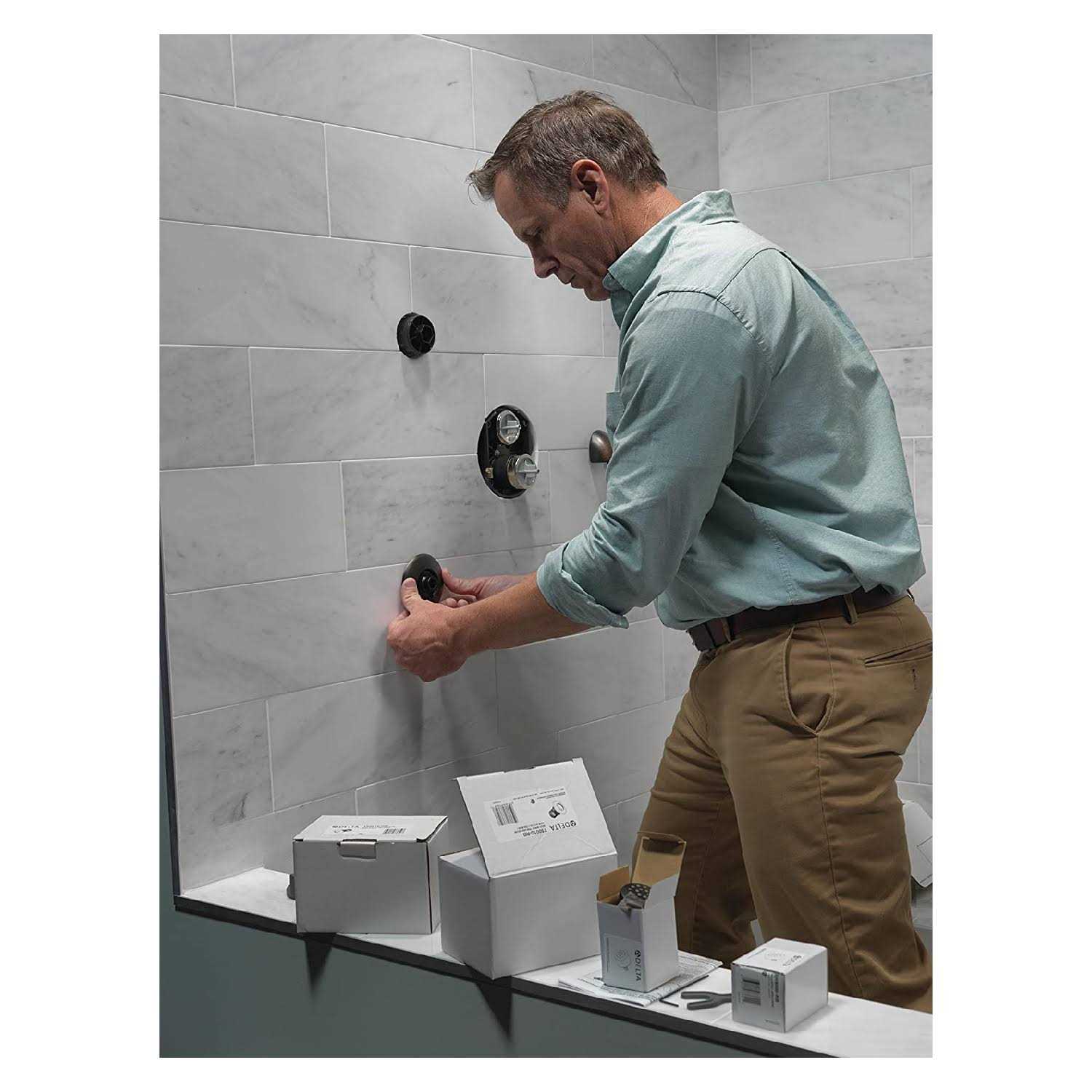 Delta MultiChoice Universal with Integrated Diverter Rough - Image 4