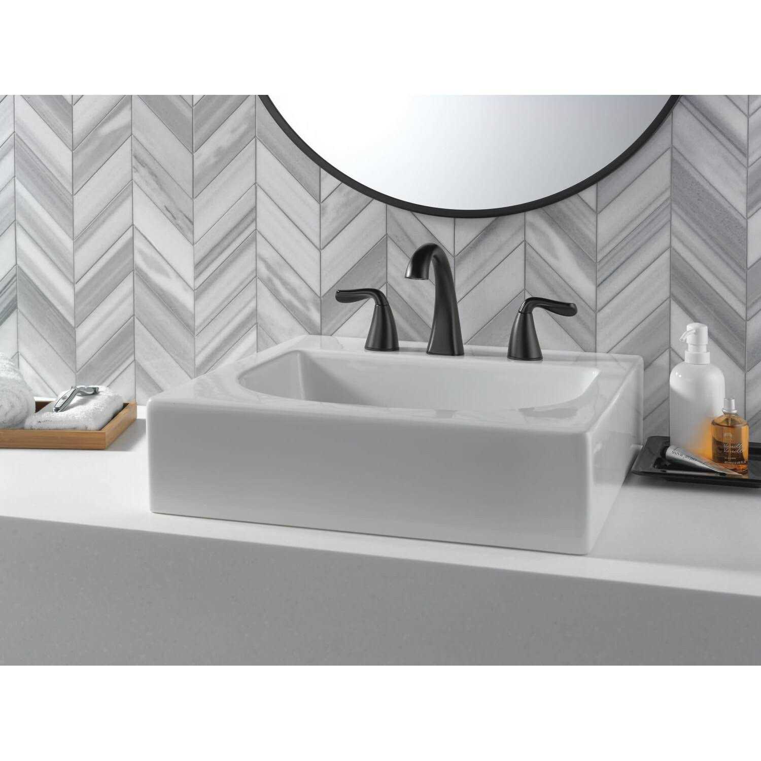 Delta Arvo Widespread Bathroom Faucet - Image 3