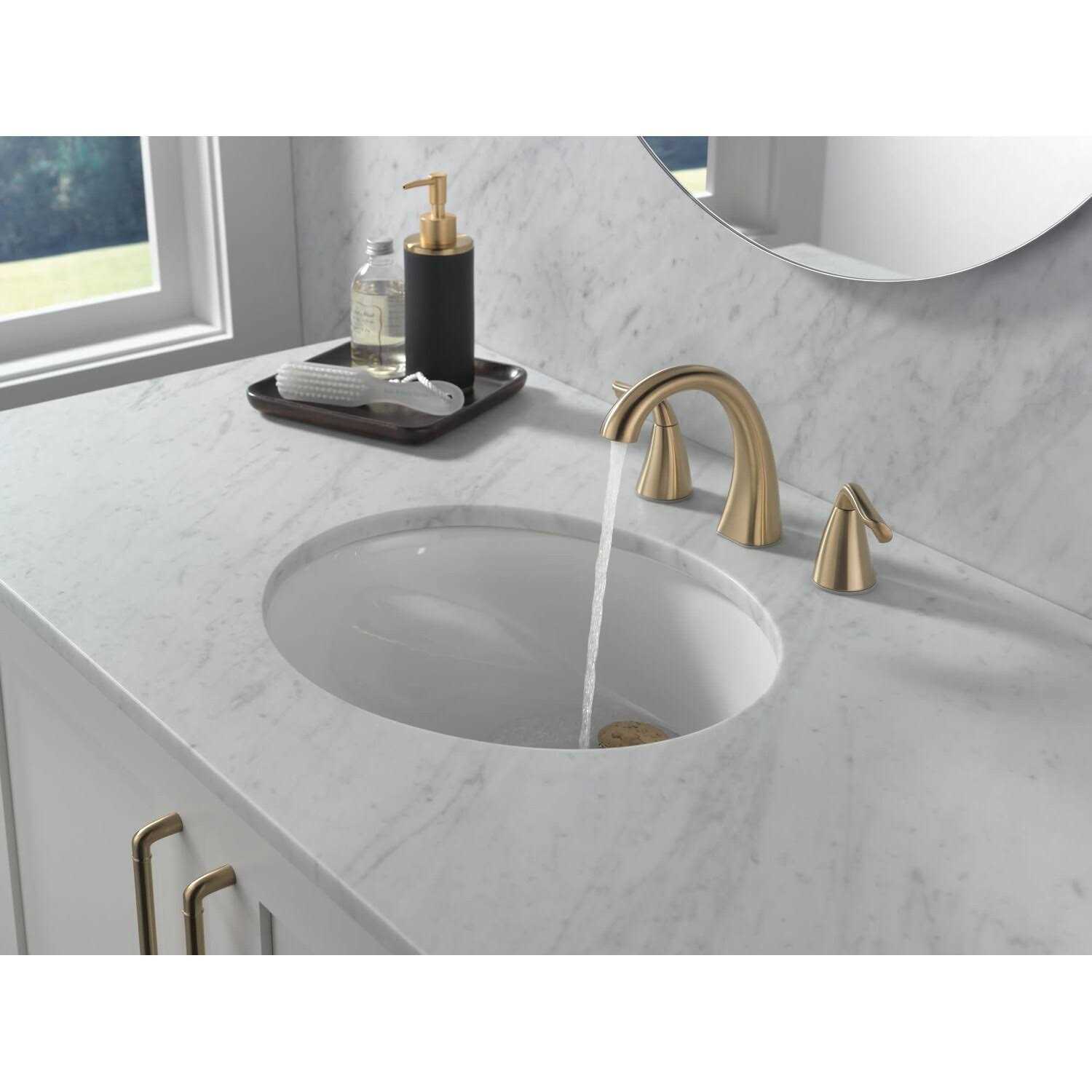 Delta Arvo Widespread Bathroom Faucet - Image 5