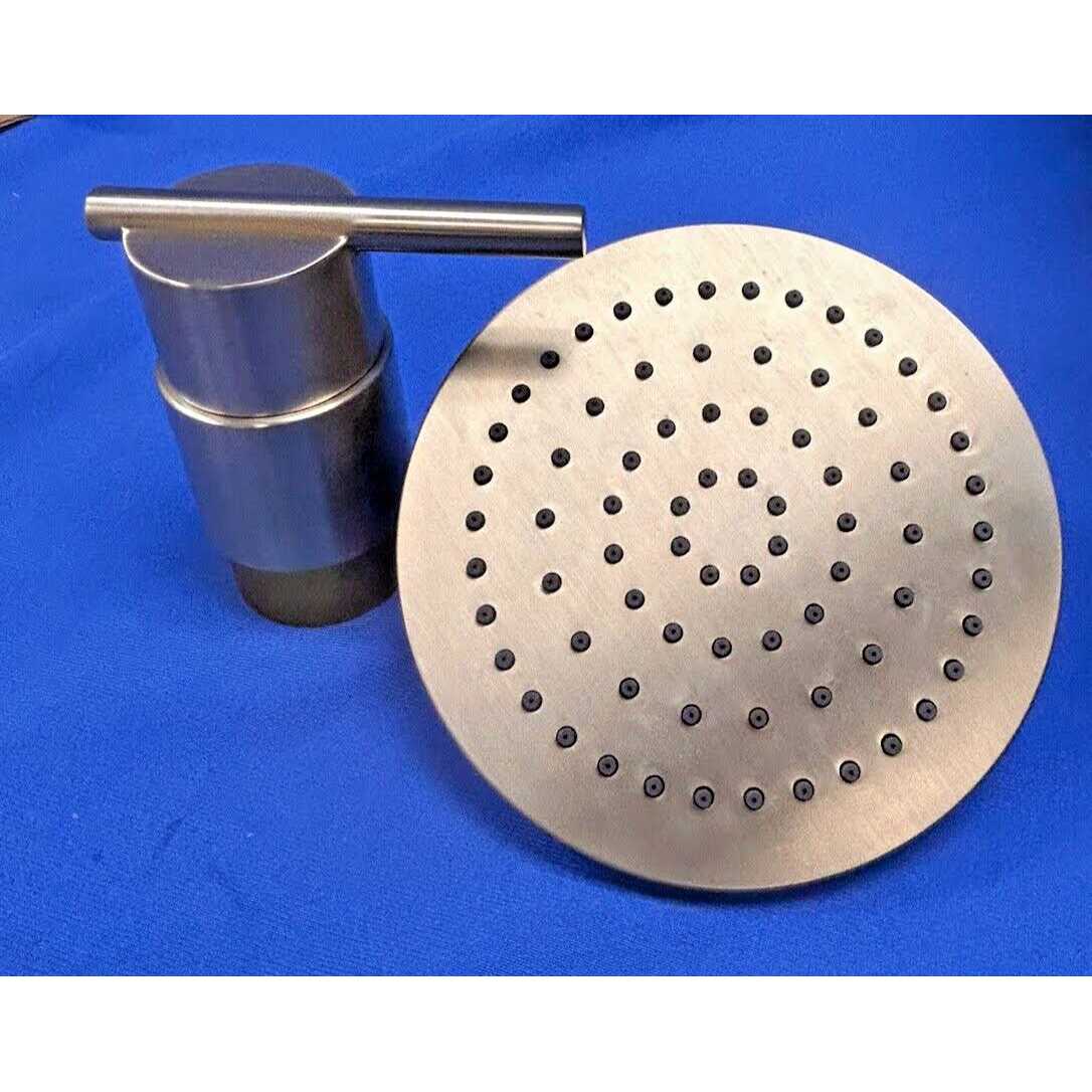 Glacier Bay 1005877850 Dorind Single-Handle 1-Spray Tub and Shower Faucet in Matte Gold - Image 5