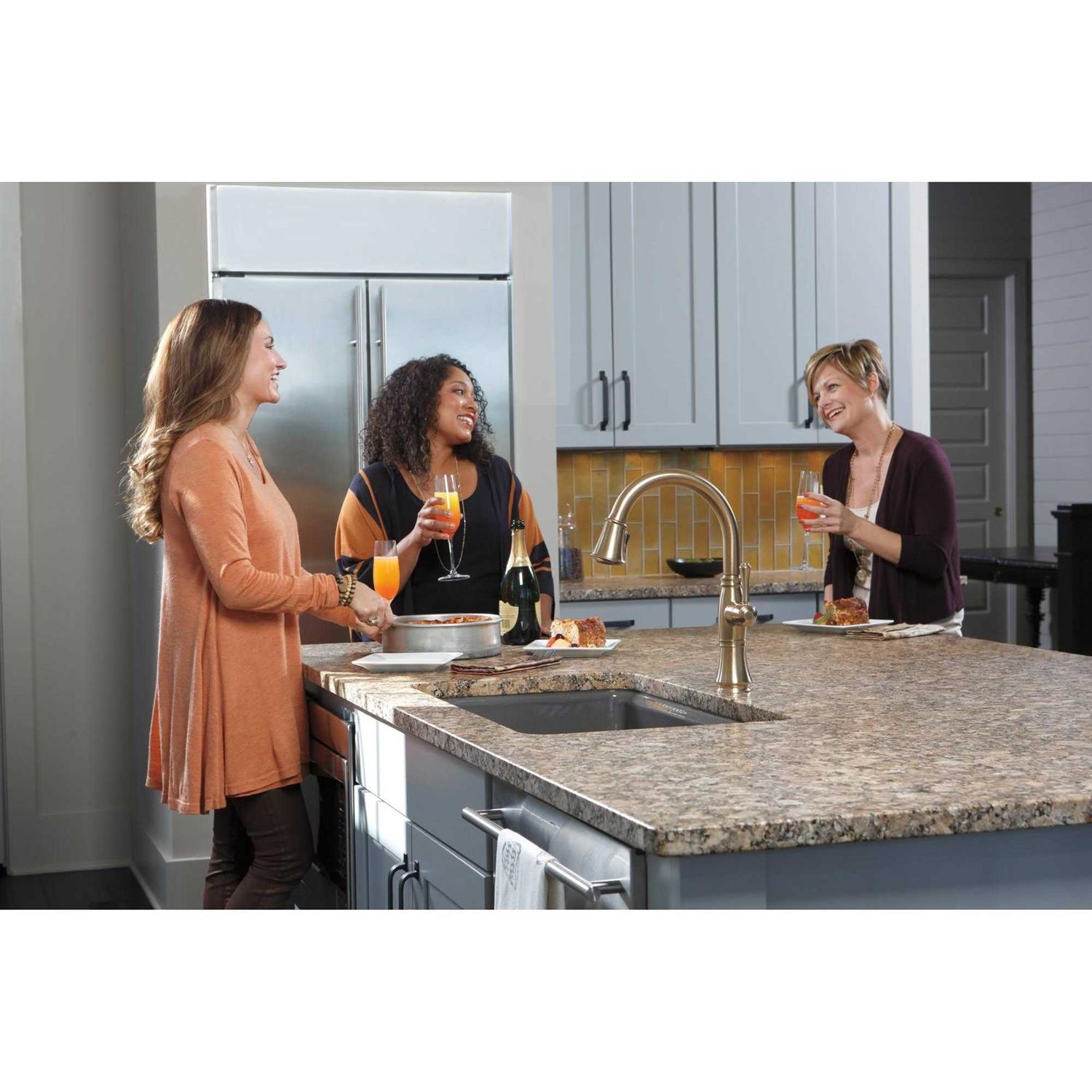 Delta Cassidy Single Handle Pulldown Kitchen Faucet - Image 2