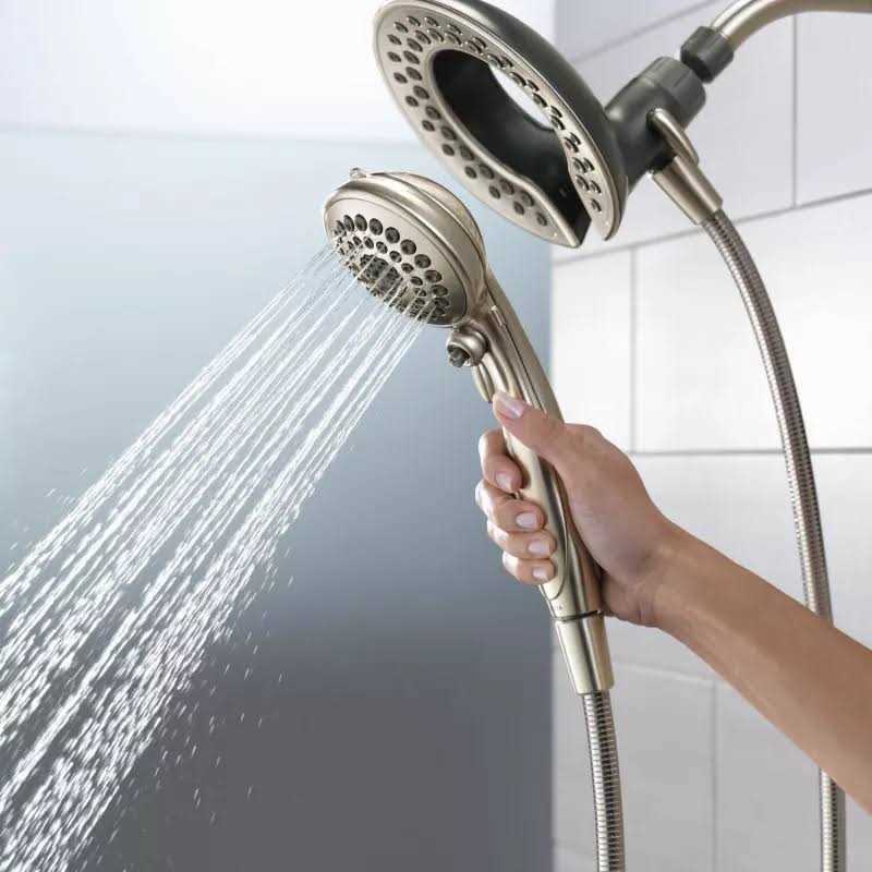 Delta In2ition 5-Setting Two-in-One 1.75 GPM Shower - Image 4